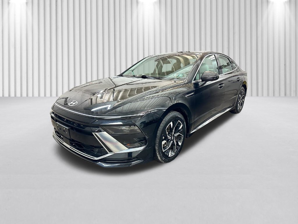 Used 2025 Hyundai Sonata SEL FWD image 13