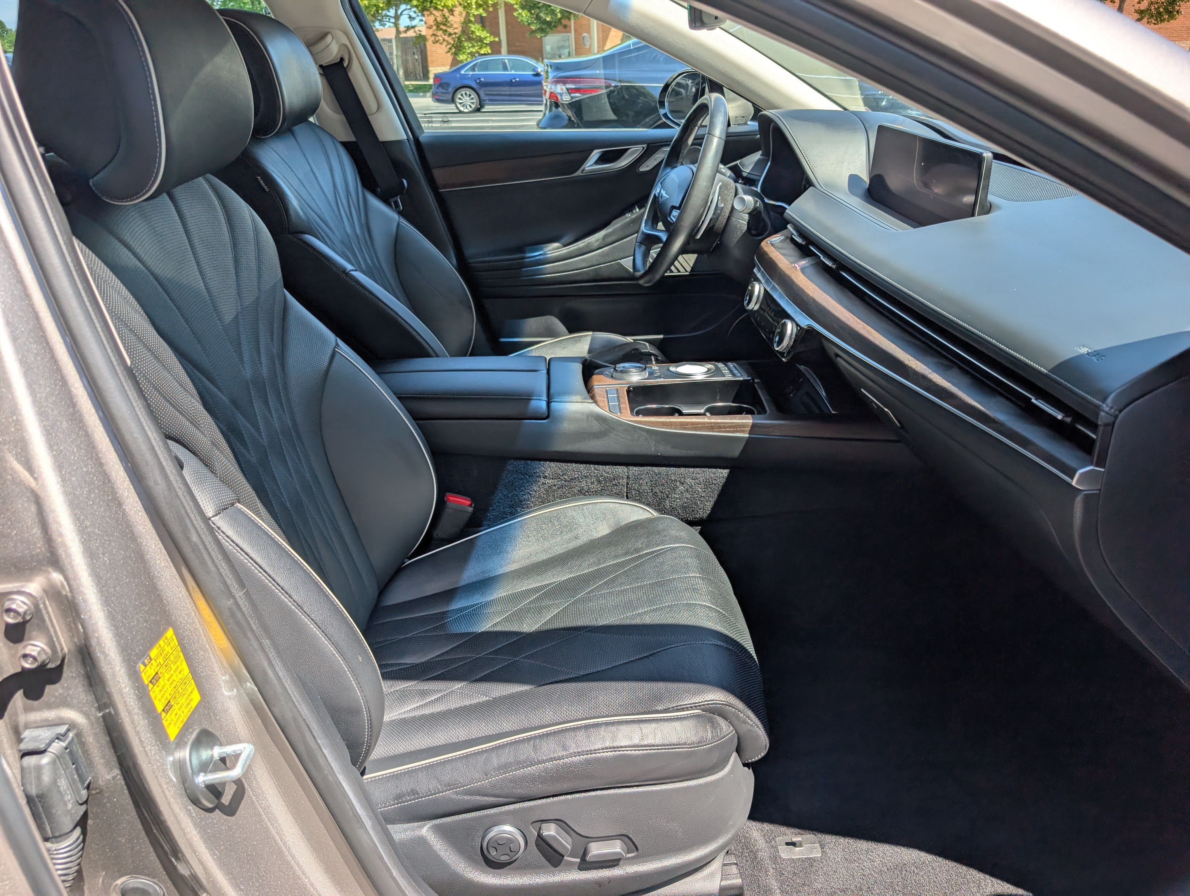 Used 2021 Genesis G80 3.5T AWD/4WD image 12