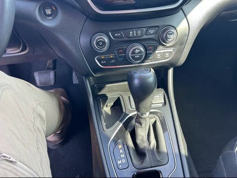 Used 2021 Jeep Cherokee Limited w/ Elite Package image 13