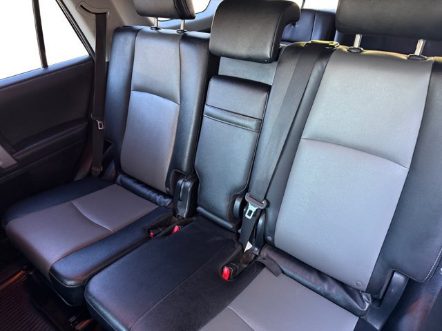 Used 2020 Toyota 4Runner SR5 Premium w/ Moonroof Package AWD/4WD image 11