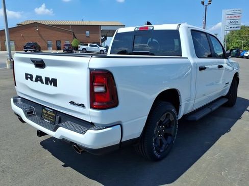 New 2026 RAM 1500 Express AWD/4WD image 3