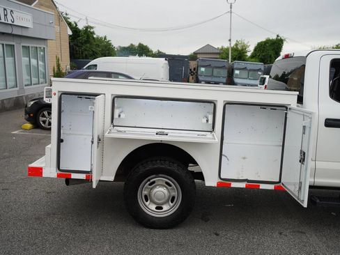 Used 2019 Ford F250 XL w/ Power Equipment Group AWD/4WD image 16