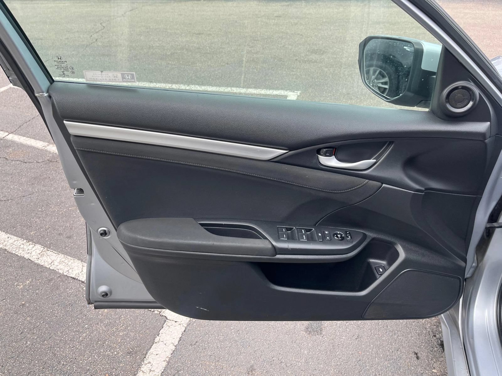 Used 2018 Honda Civic EX image 38
