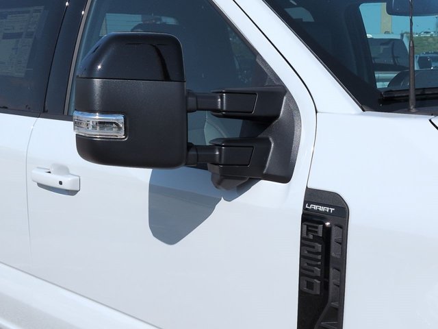 New 2026 Ford F250 Lariat w/ Black Appearance Package AWD/4WD image 12