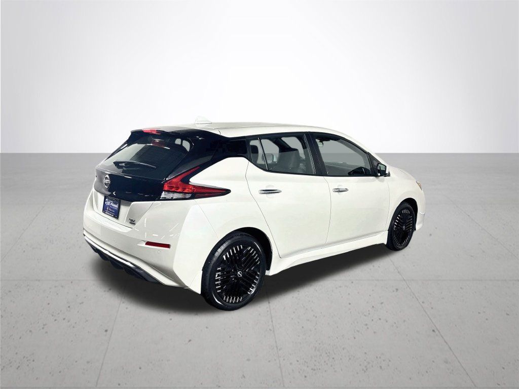 Used 2025 Nissan Leaf SV Plus FWD image 6