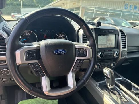 Used 2018 Ford F150 Platinum AWD/4WD image 34