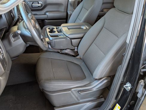 Used 2021 Chevrolet Silverado 1500 Custom image 16