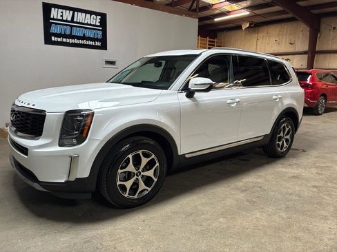 Used 2022 Kia Telluride EX FWD image 5