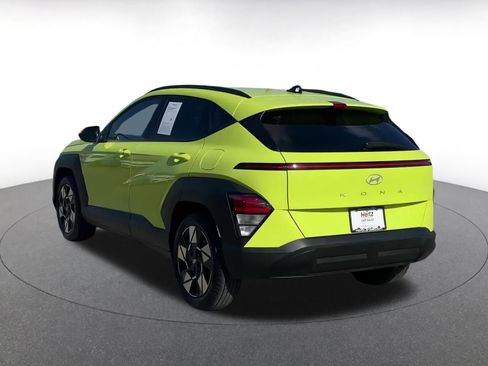 Used 2025 Hyundai Kona SEL image 11