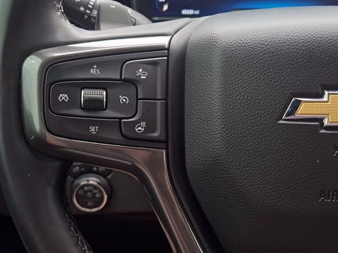 Used 2023 Chevrolet Silverado 1500 High Country w/ High Country Premium Package AWD/4WD image 35