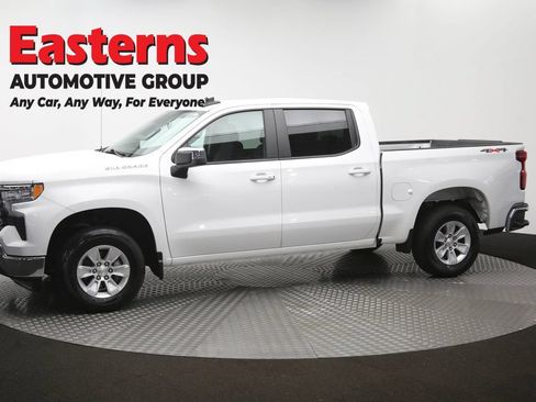 Used 2025 Chevrolet Silverado 1500 LT AWD/4WD image 59