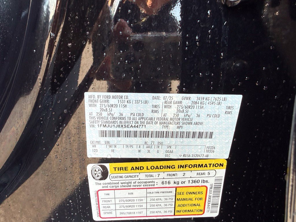 Used 2025 Ford Expedition Active AWD/4WD image 35
