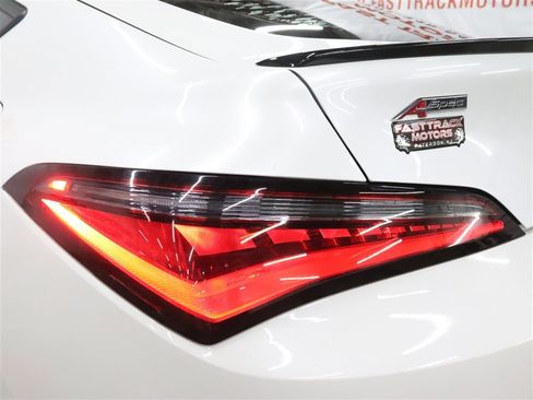 Used 2024 Acura Integra A-Spec FWD image 9