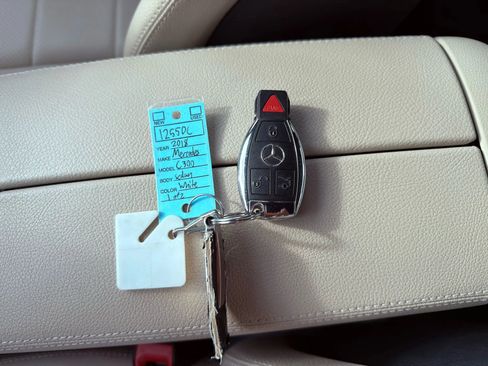 Used 2018 Mercedes-Benz C 300 4MATIC Sedan image 2