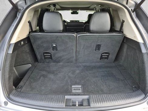 Used 2022 Acura MDX w/ Technology Package FWD image 6
