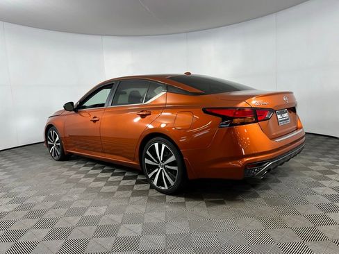 Used 2022 Nissan Altima 2.5 SR image 8