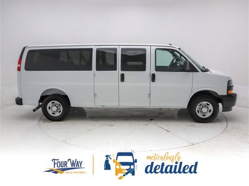 Used 2025 Chevrolet Express 3500 LS image 2