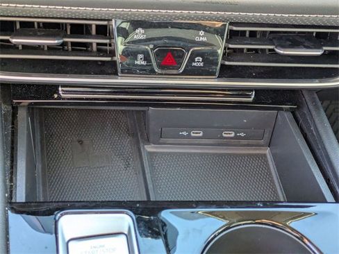 Used 2024 Volkswagen Atlas SE image 24