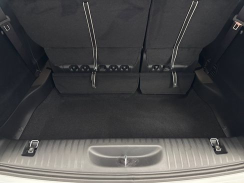 New 2026 Chrysler Pacifica Select image 14