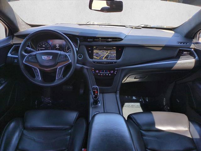 Used 2017 Cadillac XT5 Platinum w/ Driver Assist Package AWD/4WD image 19