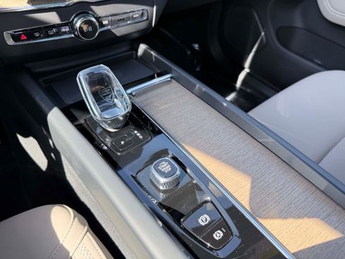 Certified 2026 Volvo XC60 B5 Plus AWD/4WD image 26