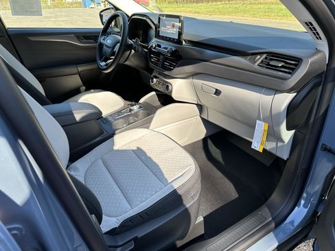 New 2026 Ford Escape Active w/ Cold Weather Package image 40