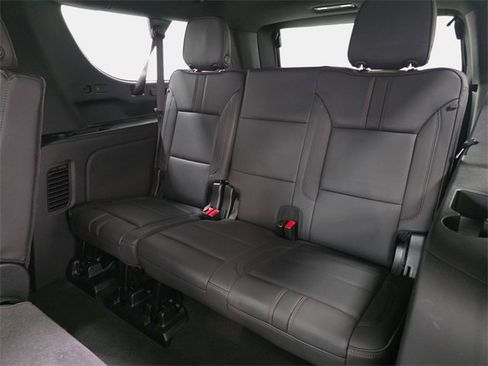 Used 2025 Chevrolet Suburban RST w/ Comfort Package image 37