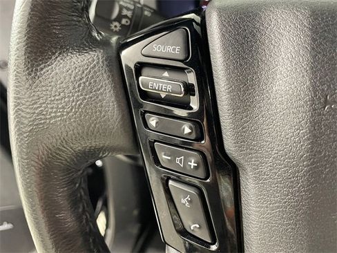 Used 2022 Nissan Frontier PRO-4X w/ Pro-4X Premium Package image 14