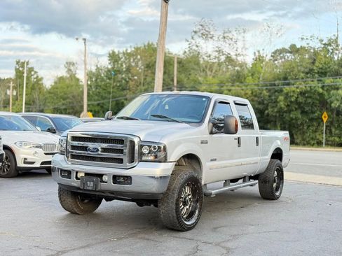 Used 2005 Ford F250 Lariat AWD/4WD image 4