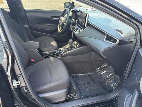 Used 2021 Toyota Corolla LE FWD image 13