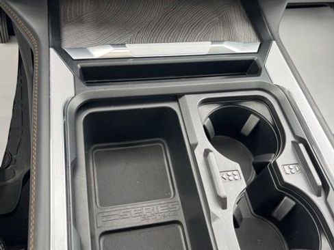 Used 2024 Ford F250 Platinum AWD/4WD image 21