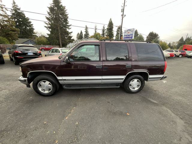 Used 1997 GMC Yukon 4WD 4-Door w/ Marketing Opt Pkg 5 image 1