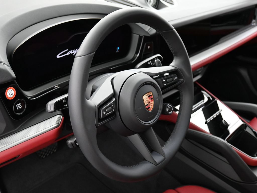 Certified 2026 Porsche Cayenne E-Hybrid Coupe AWD/4WD image 17
