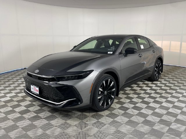 New 2026 Toyota Crown Platinum AWD/4WD image 1