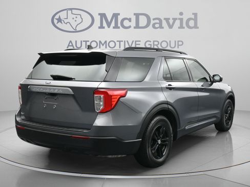 Used 2021 Ford Explorer XLT RWD image 8