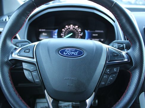 Used 2024 Ford Edge ST-Line image 20