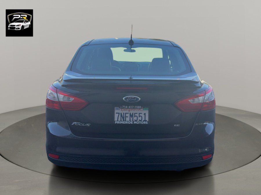 Used 2014 Ford Focus SE w/ Equipment Group 201A FWD image 4