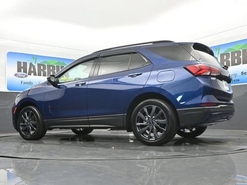 Used 2022 Chevrolet Equinox RS w/ RS Leather Package AWD/4WD image 22