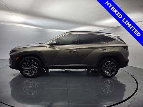 Used 2025 Hyundai Tucson Limited image 7