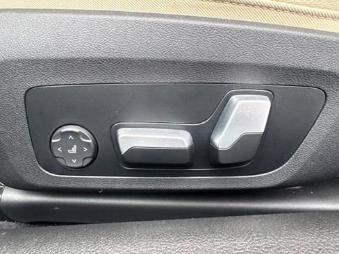 Certified 2023 BMW 430i xDrive Coupe w/ Premium Package image 13