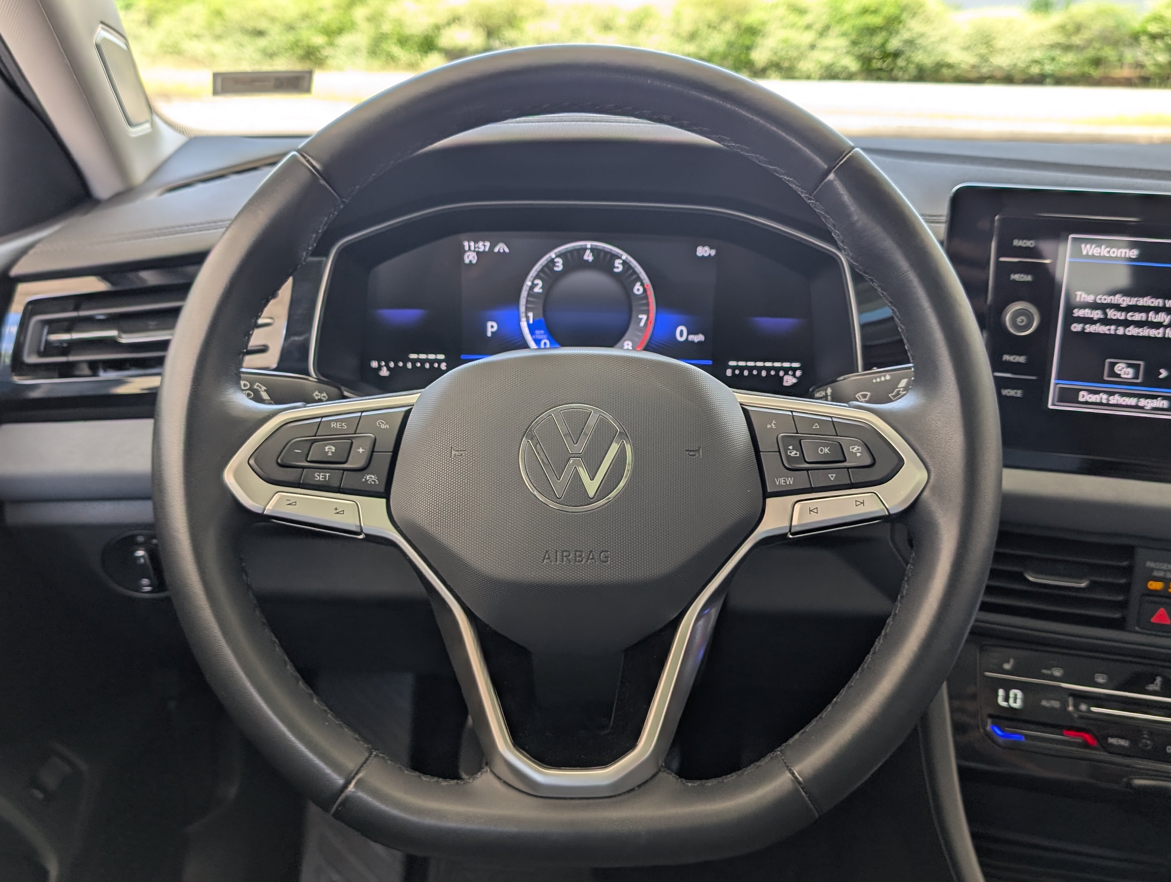 Used 2025 Volkswagen Jetta SE w/ Sunroof Package FWD image 24