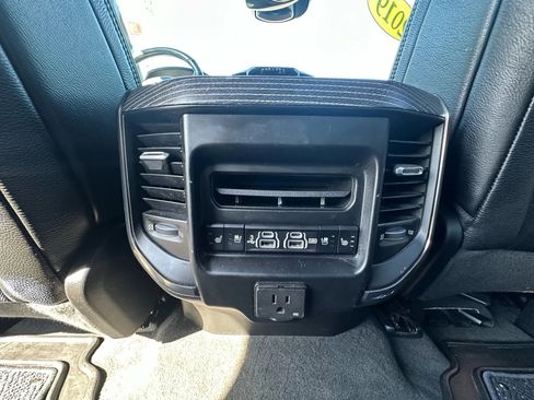 Used 2019 RAM 1500 Limited AWD/4WD image 15
