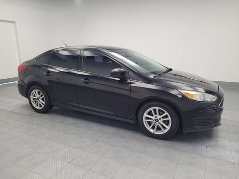 Used 2018 Ford Focus SE FWD image 11