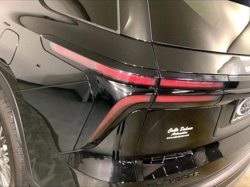 Used 2024 Chevrolet Traverse LT FWD image 27