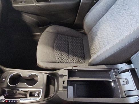 Used 2023 Chevrolet Equinox LT image 45