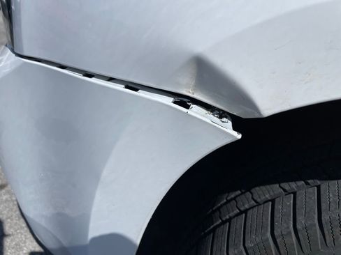 Used 2015 GMC Yukon XL SLT image 14