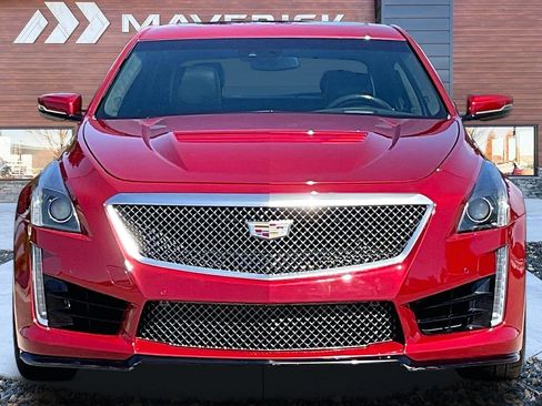 Used 2016 Cadillac CTS V w/ Luxury Package RWD image 2