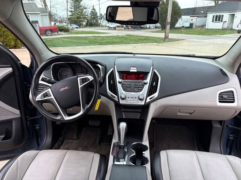 Used 2011 GMC Terrain SLT image 9