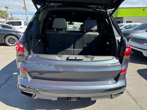 Used 2019 BMW X7 xDrive50i w/ M Sport Package image 46