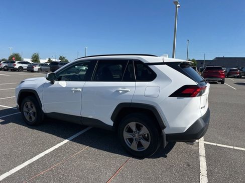 Used 2024 Toyota RAV4 XLE w/ Convenience Package FWD image 9